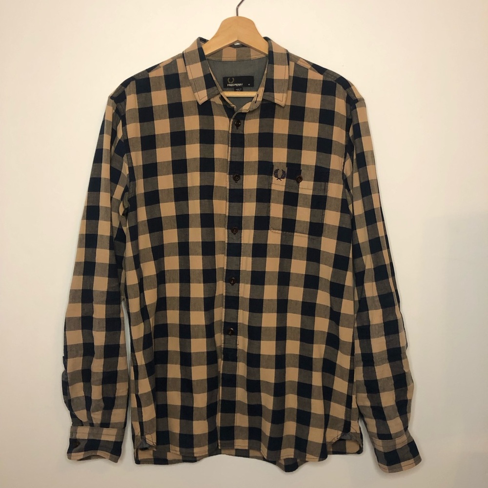Fred Perry plaid long sleeve Medium